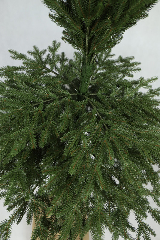 Vianočný stromček Smrek prírodný na pni 220 cm