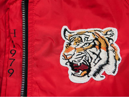 Červená bomber bunda W556
