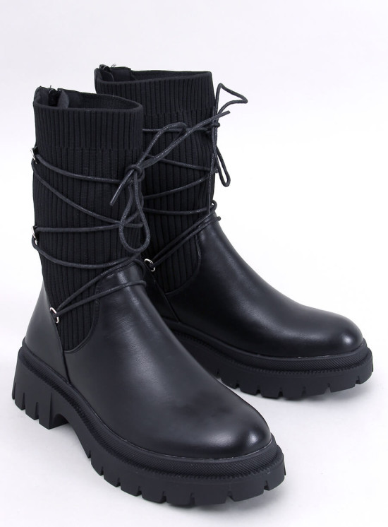 Dámske čižmy s elastickým zvrškom čierne