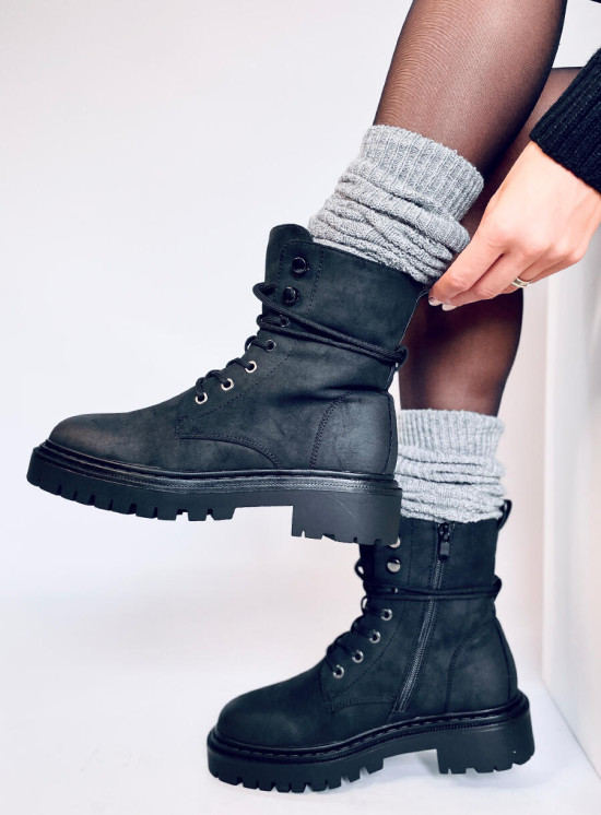 Čierne čižmy so šnurovaním EMMA