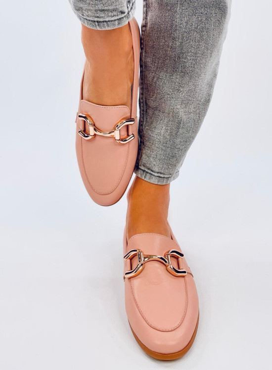 Elegantné koženkové mokasíny nude