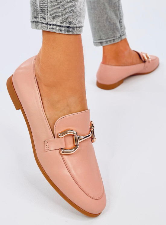 Elegantné koženkové mokasíny nude