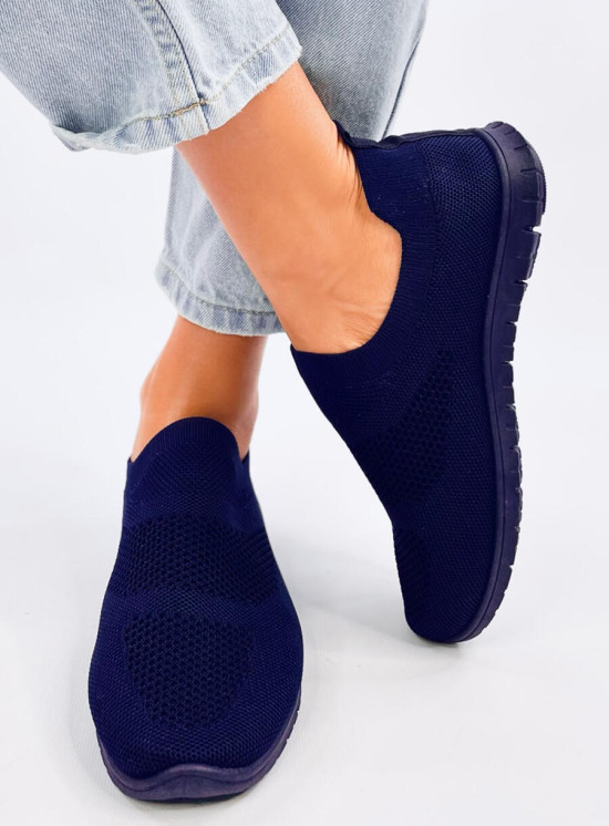Tmavomodré tenisky bez šnurovania