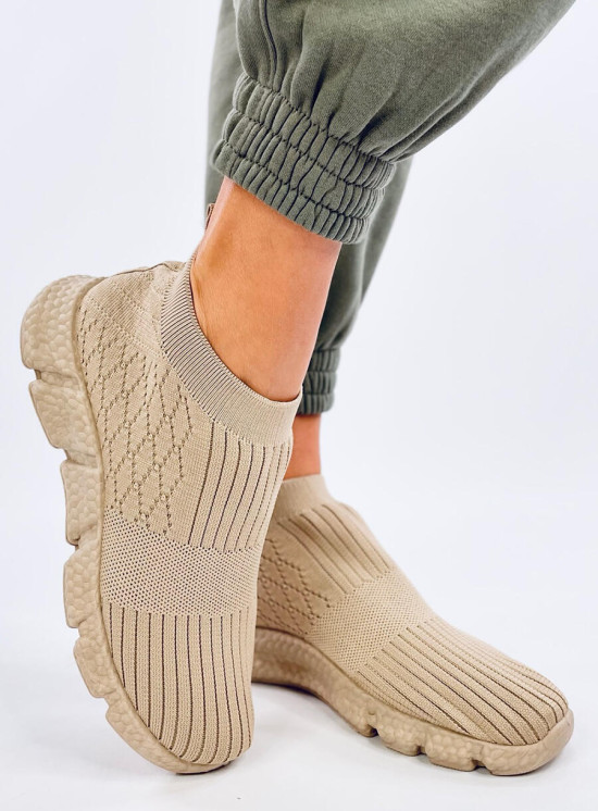 Dámske látkové slip-on tenisky béžové