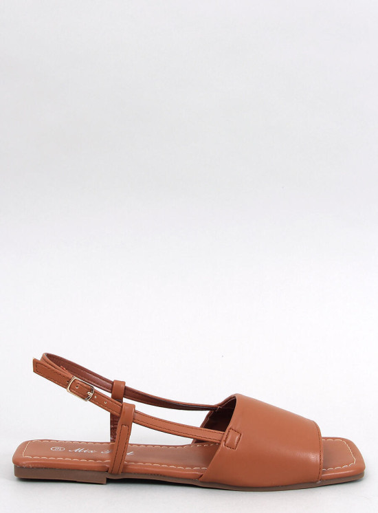 Camel hnedé sandále na plochej podrážke