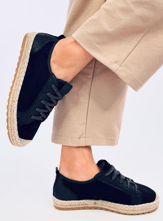Čierne semišové espadrilky na šnurovanie