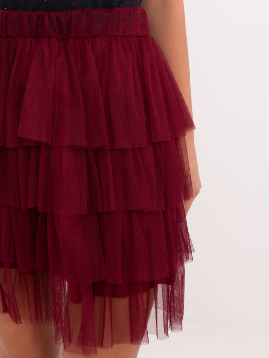 Elegantná mini sukňa s volánom v bordovej farbe