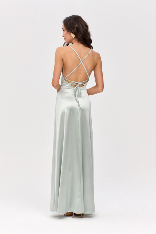 Saténové maxi šaty s viazaním na chrbte v mätovej farbe