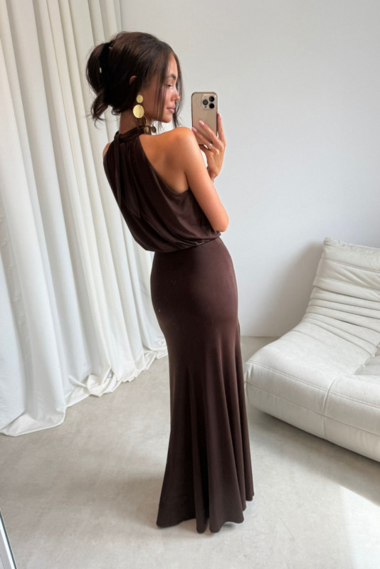 Maxi šaty v hnedej farbe