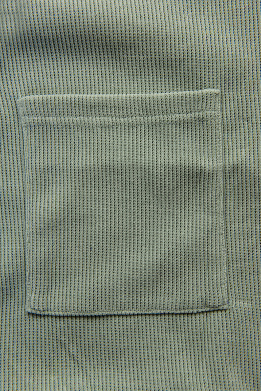 Bledozelená súprava na zips