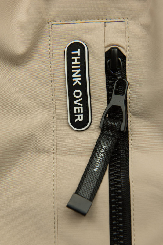 Béžová jarná parka s vysokým golierom