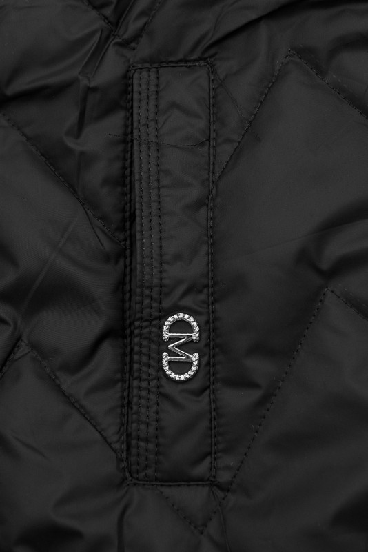 Čierna predĺžená vesta