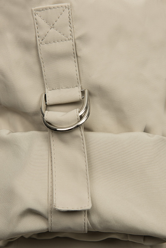 Béžová jarná parka s odopínateľnou kapucňou