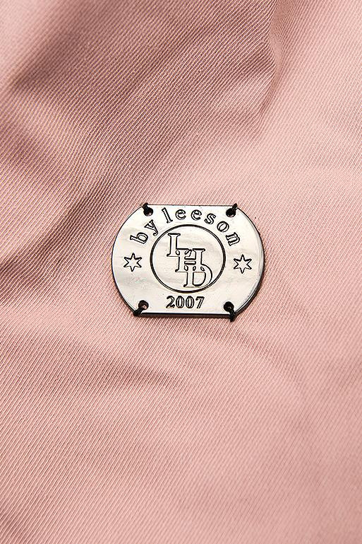 Ružovo-sivá zimná parka
