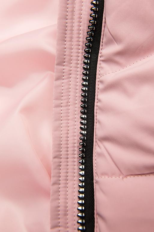 Ružová zimná bunda s čiernymi detailami