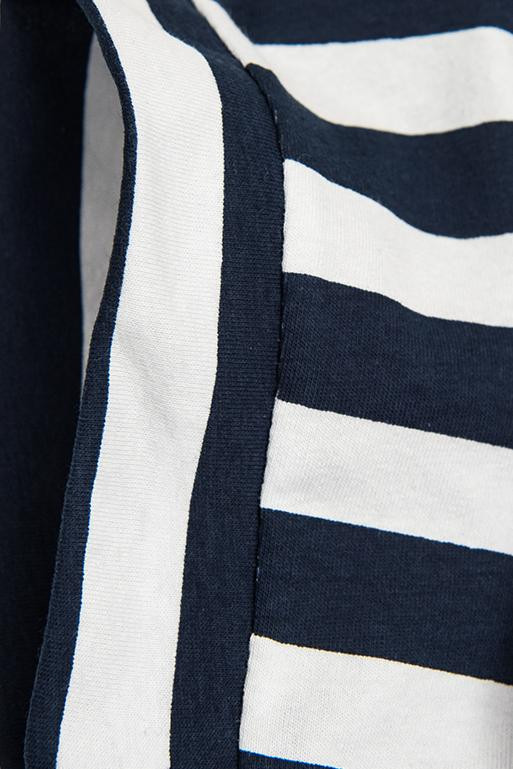 Bielo-modré šaty s pruhmi a nášivkou PLUS SIZE I.