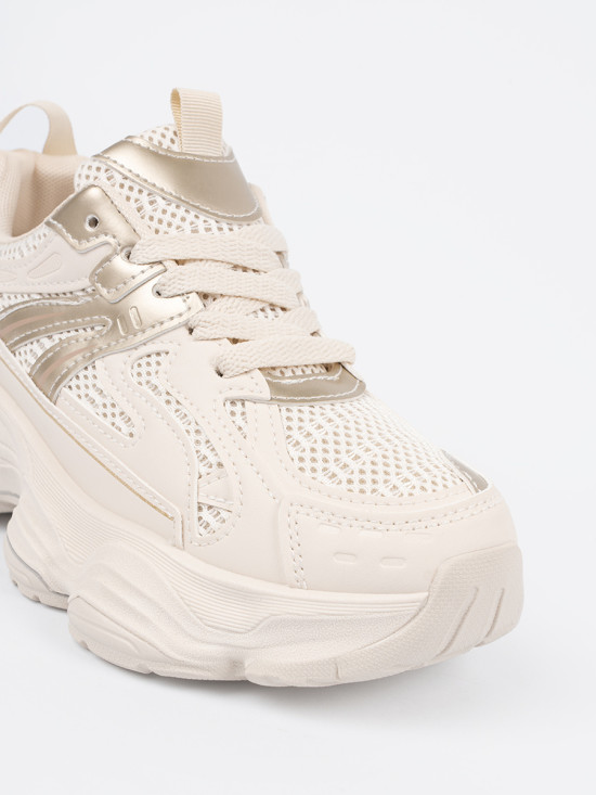 Svetlobežové sneakersy na hrubej podrážke