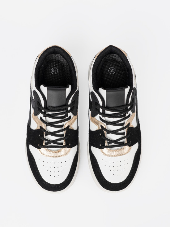 Čierno-biele sneakersy so zlatými detailmi