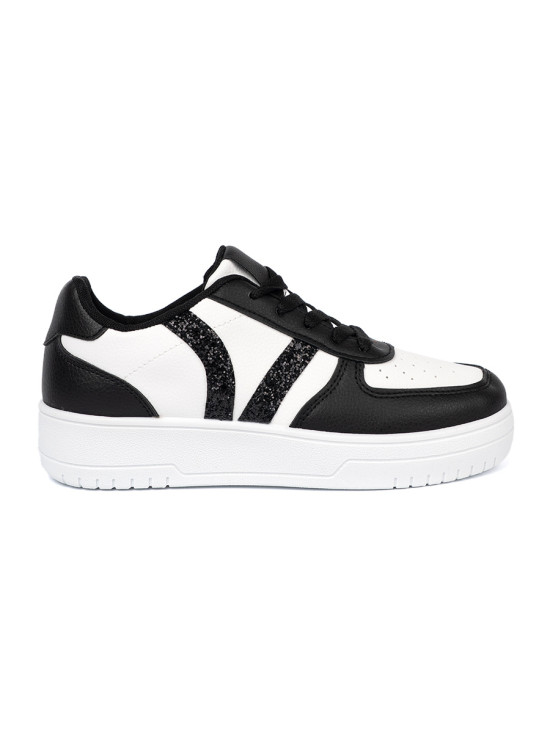 Štýlové čierno-biele sneakersy s trblietavými detailmi
