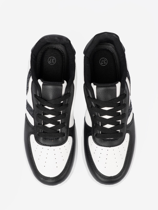 Štýlové čierno-biele sneakersy s trblietavými detailmi