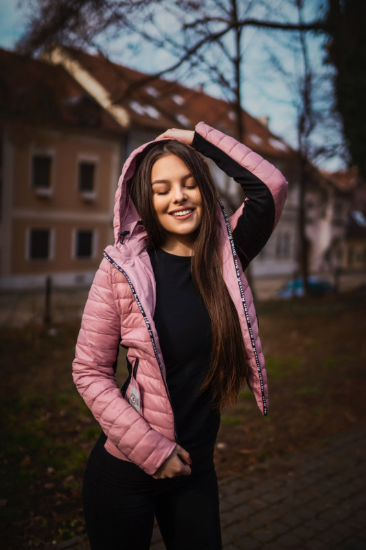 Sivá športová obojstranná bunda