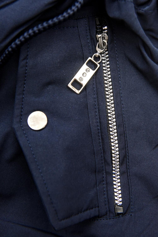 Modro-červená prechodná parka