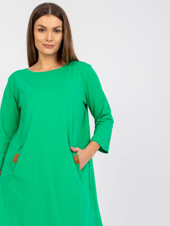Oversize zelené šaty