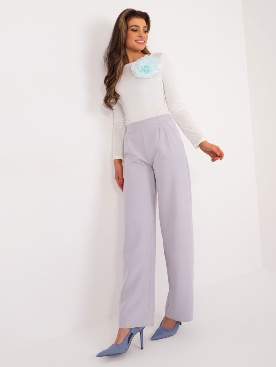 Elegantné body v ecru