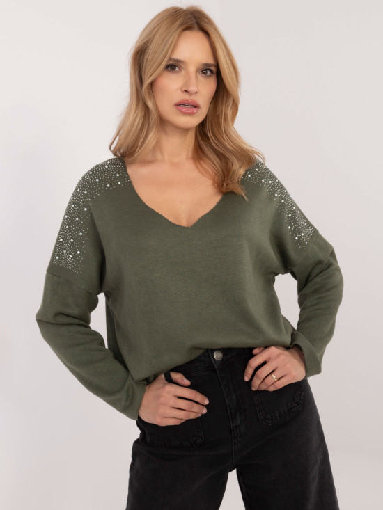 Elegantný khaki pulóver s aplikáciou