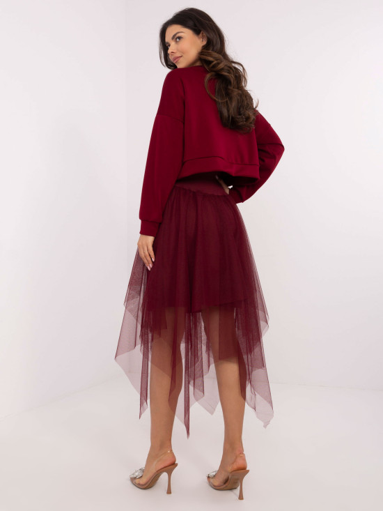 Elegantný komplet v bordovej farbe