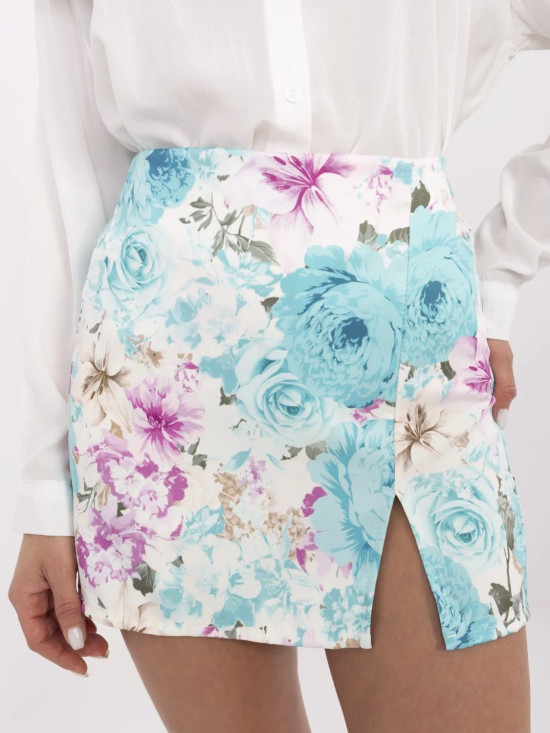 Elegantná kvetinová sukňa/šortky v mätovej farbe