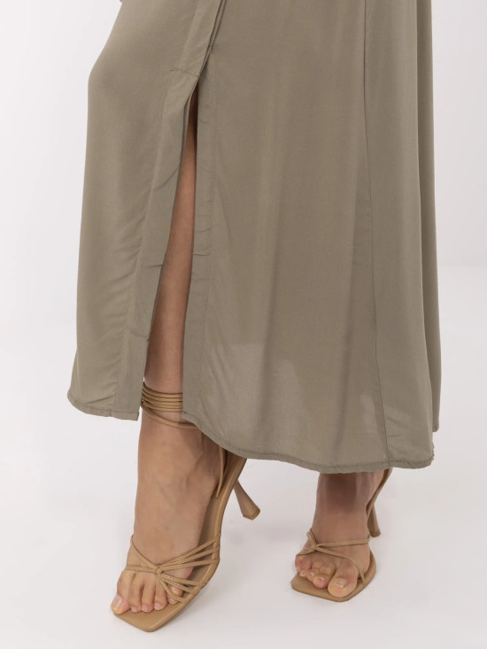 Elegantná midi sukňa v khaki