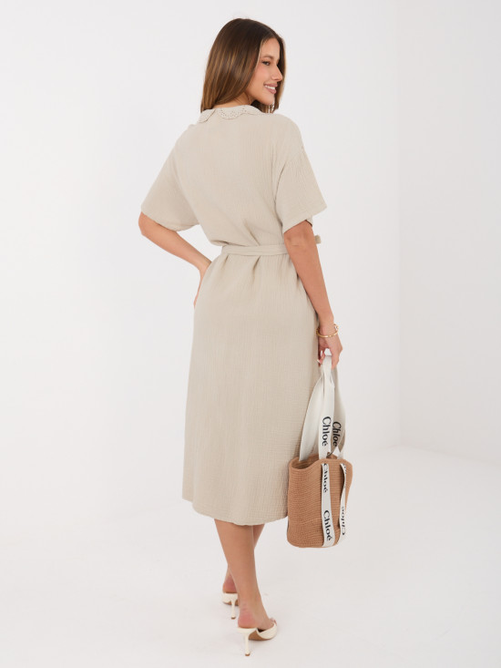 Béžové rozšírené midi šaty s opaskom a vreckami
