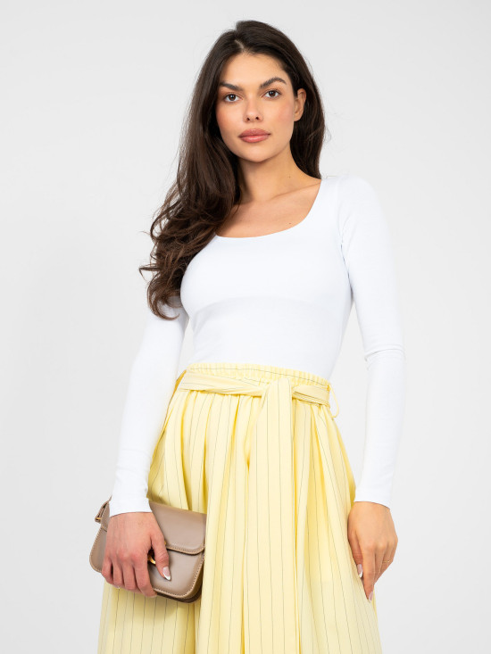 Biela blúzka s dlhým rukávom a podšívkou