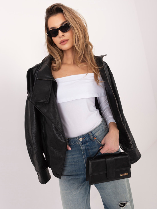 Biela blúzka s odhalenými ramenami a 3/4 rukávmi