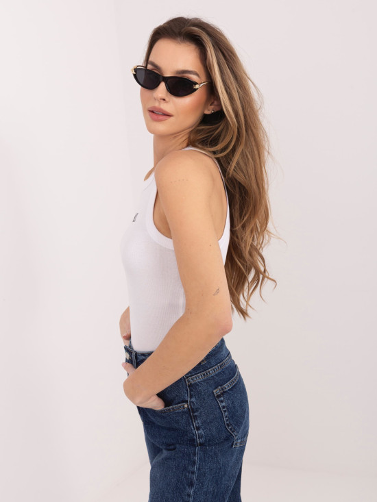 Biely bavlnený top s výšivkou a nápisom