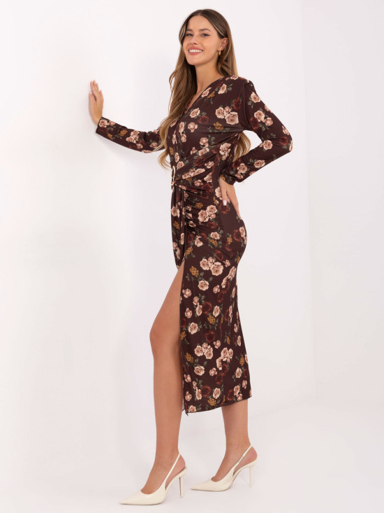 Hnedé kvetované midi šaty s prekladaným výstrihom