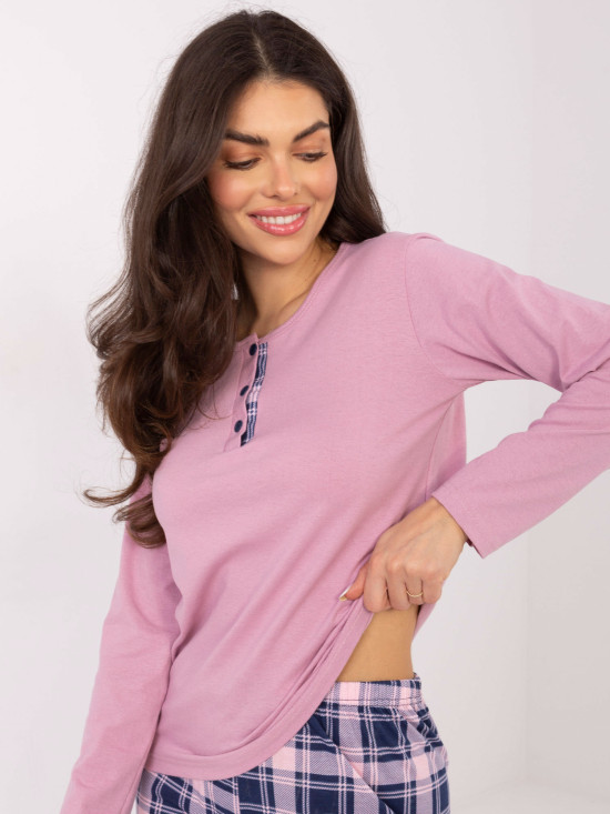 Dámske pyžamo s dlhým rukávom v ružovej farbe s károvaným vzorom