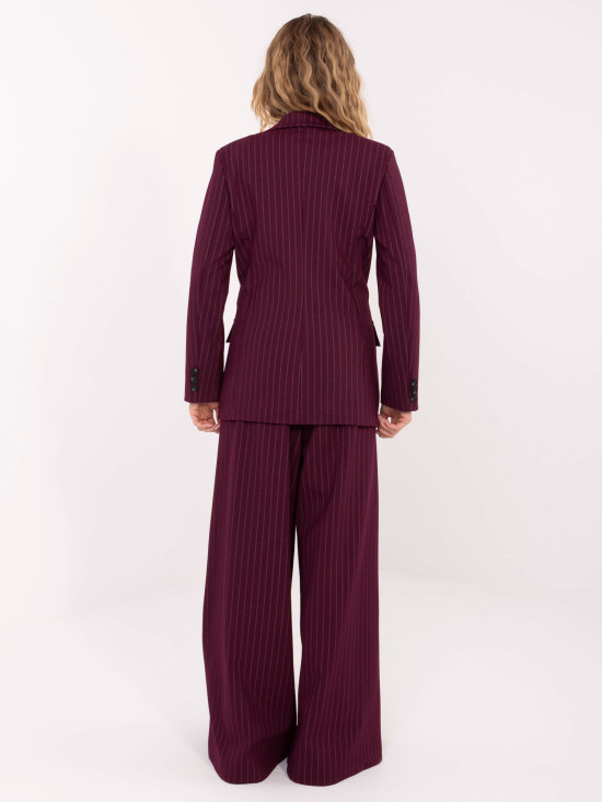 Bordové elegantné sako s pásikmi