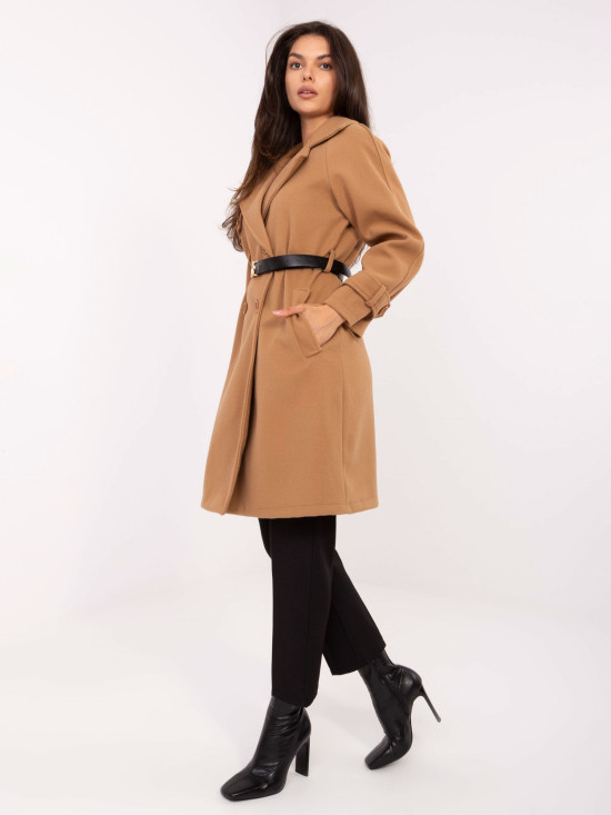Elegantný prechodný kabát v camel farbe