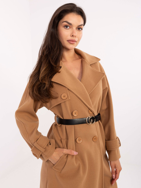 Elegantný prechodný kabát v camel farbe