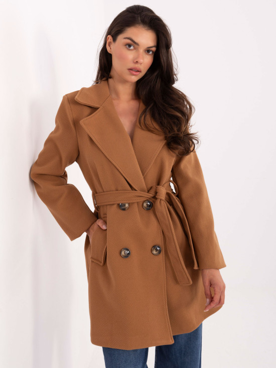 Elegantný prechodný kabát v camel farbe
