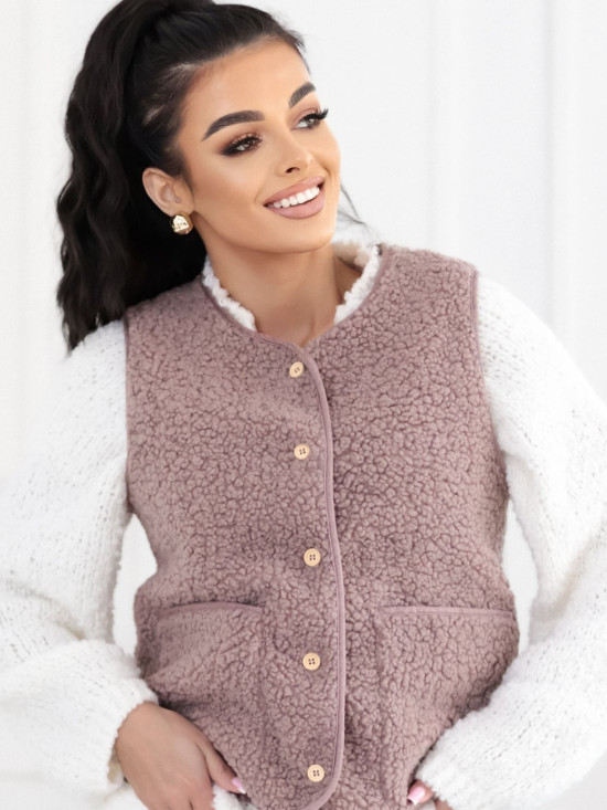 Béžová kožušinová vesta na gombíky