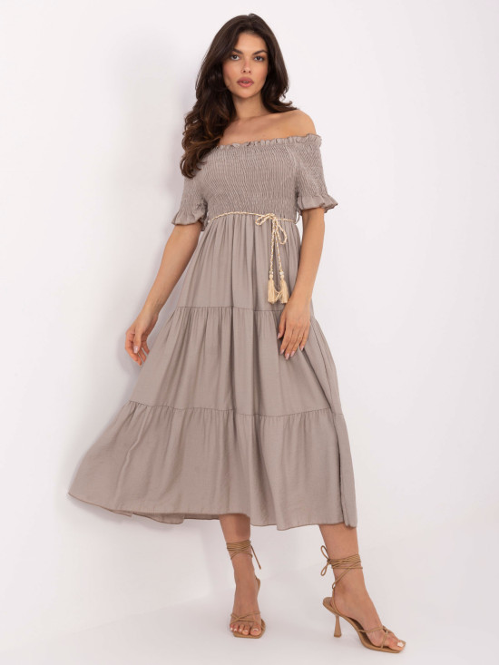 Béžové letné midi šaty s off-shoulder strihom