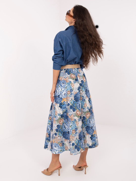 Elegantná midi sukňa s kvetinovým vzorom a opaskom, modrá