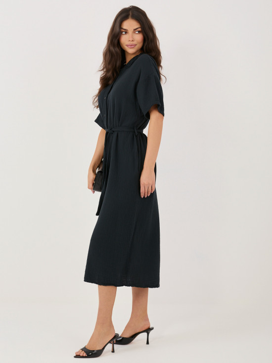 Čierne rozšírené midi šaty s opaskom a vreckami