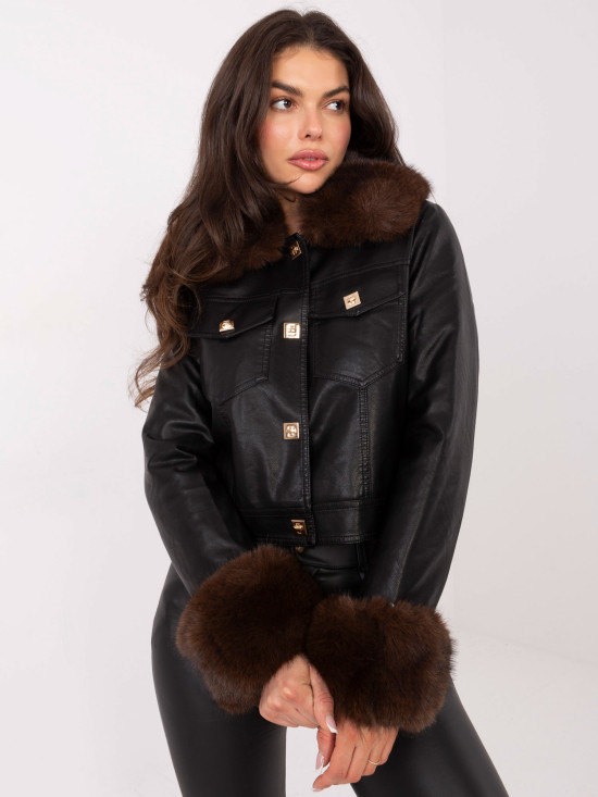 Krátka čierna bunda z ekokože s podšívkou