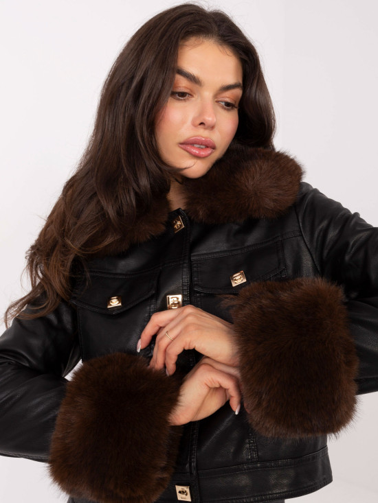 Krátka čierna bunda z ekokože s podšívkou