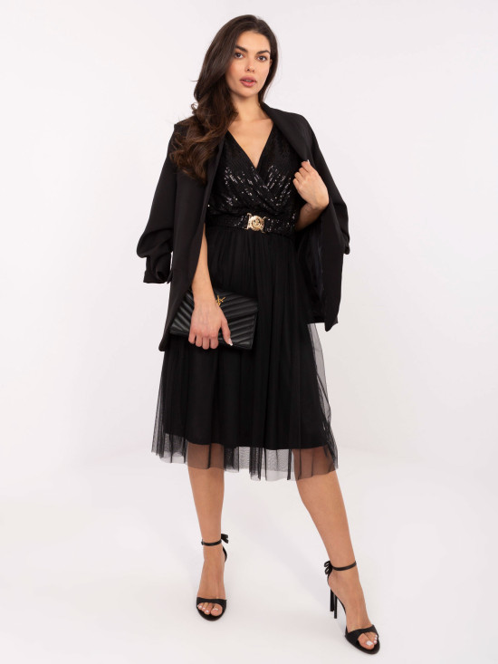 Čierne midi šaty s opaskom a flitrovou aplikáciou