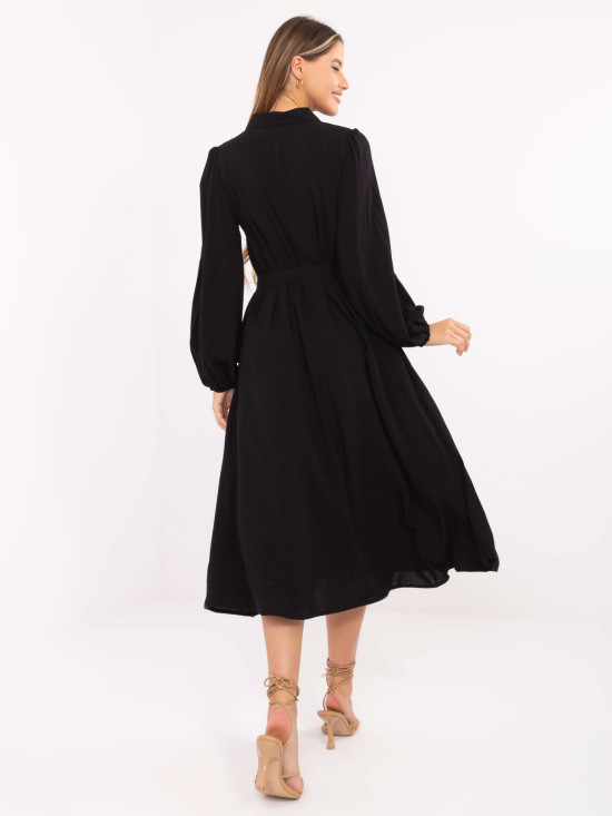 Elegantné čierne midi šaty s dlhým rukávom